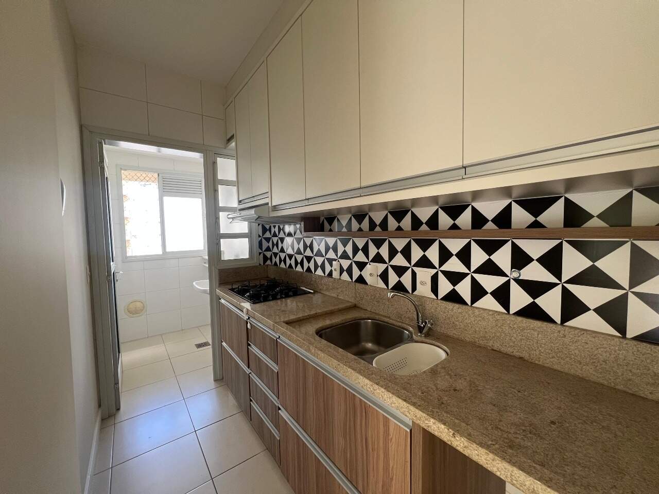 Apartamento para aluguel no Itacorubi: 