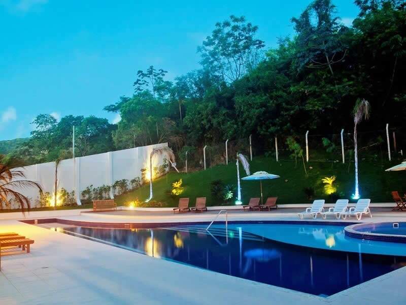 Apartamento para aluguel no Itacorubi: Marina Park - piscinas