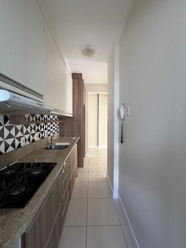 Apartamento para aluguel no Itacorubi: 