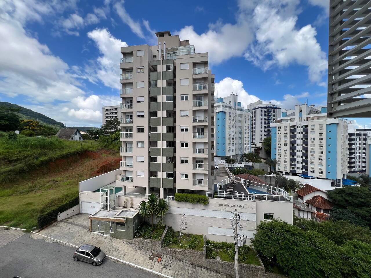 Apartamento para aluguel no Itacorubi: 