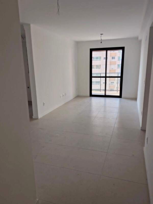 Apartamento à venda no Barreiros: 