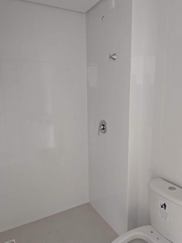 Apartamento à venda no Barreiros: