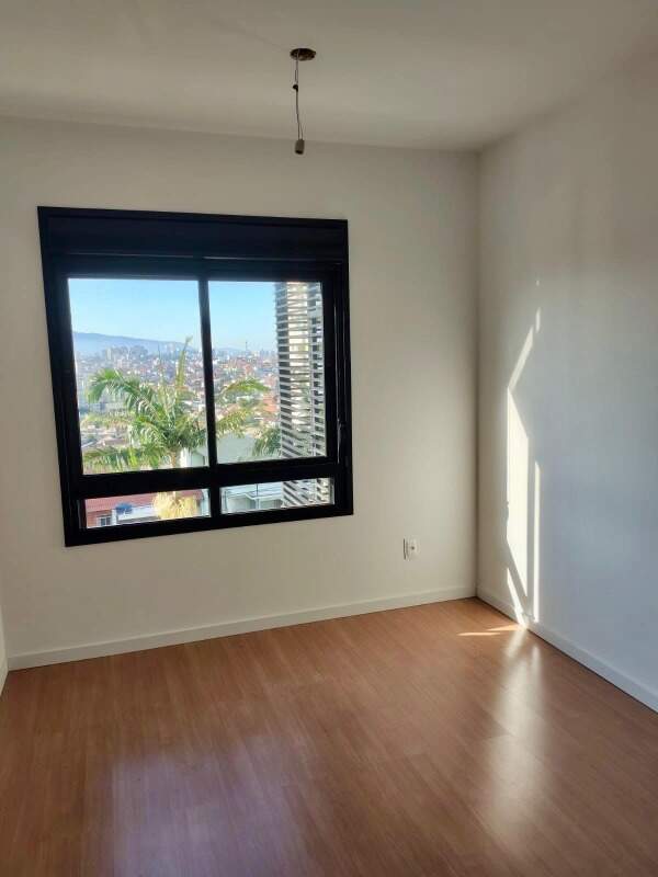 Apartamento à venda no Barreiros: