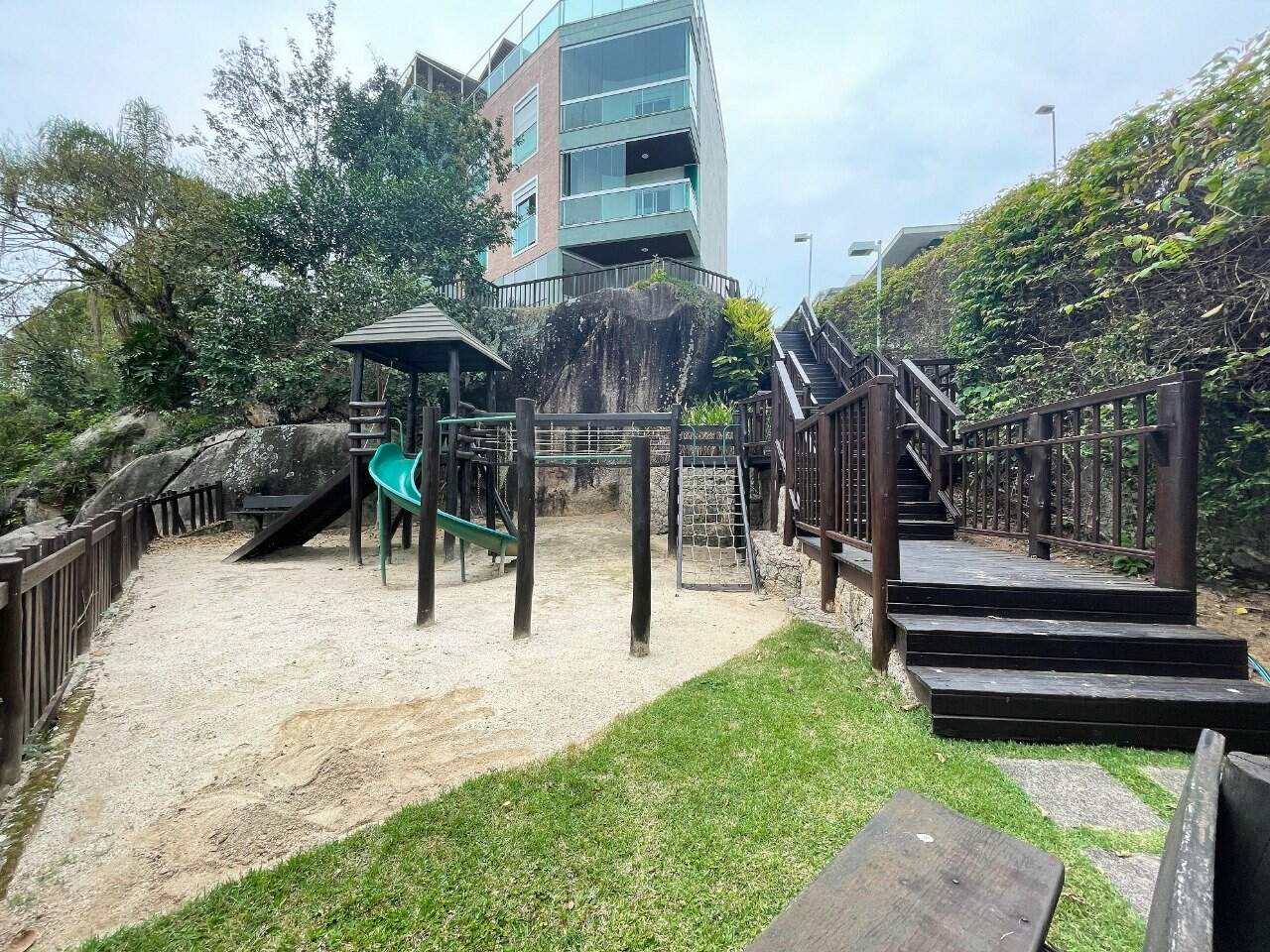 Apartamento à venda no Cacupe: 