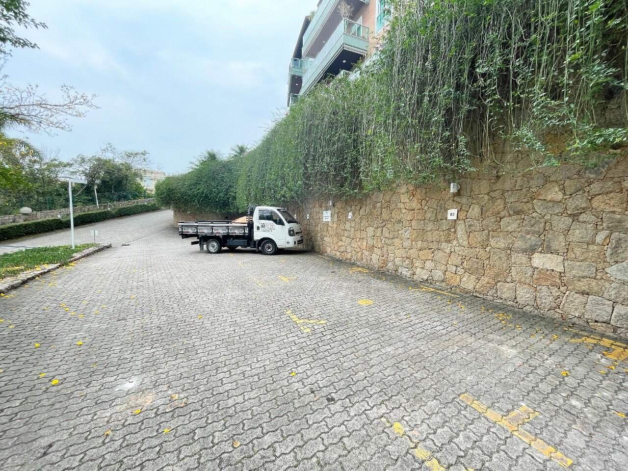 Apartamento à venda no Cacupe: 