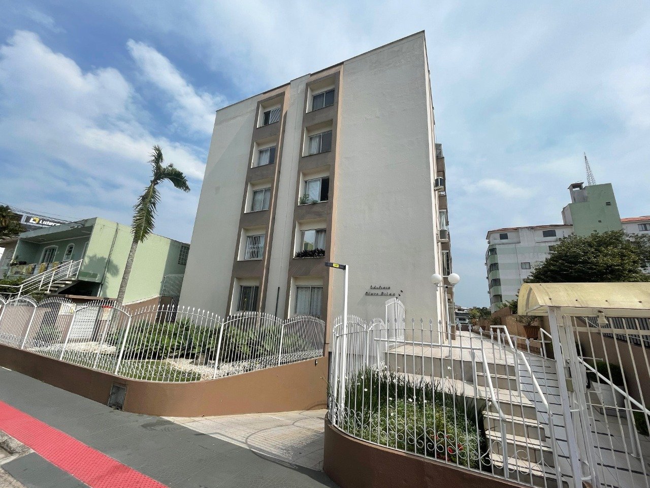 Cobertura à venda no Canto: 