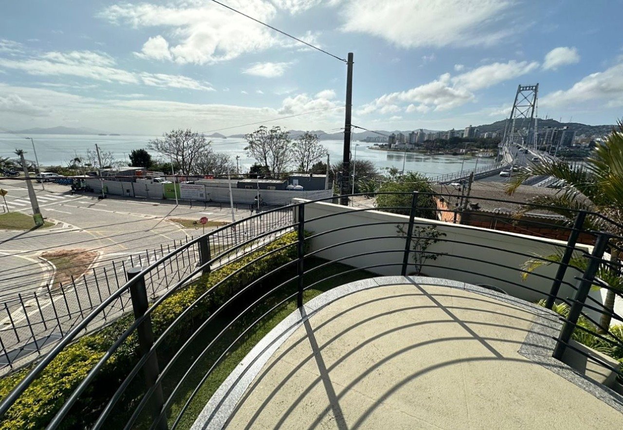 Apartamento à venda no Estreito: 