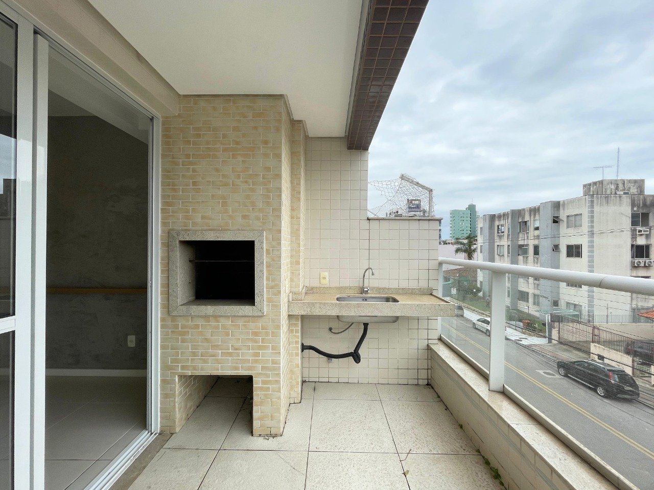 Apartamento à venda no Coqueiros: 