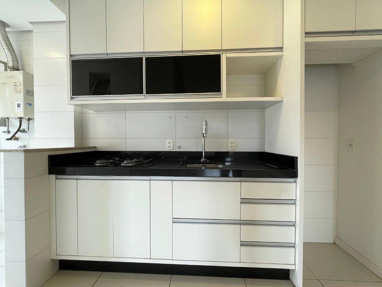 Apartamento à venda no Coqueiros: 