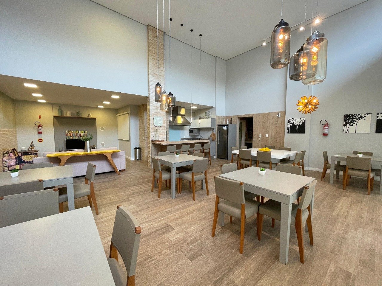 Apartamento à venda no Coqueiros: 