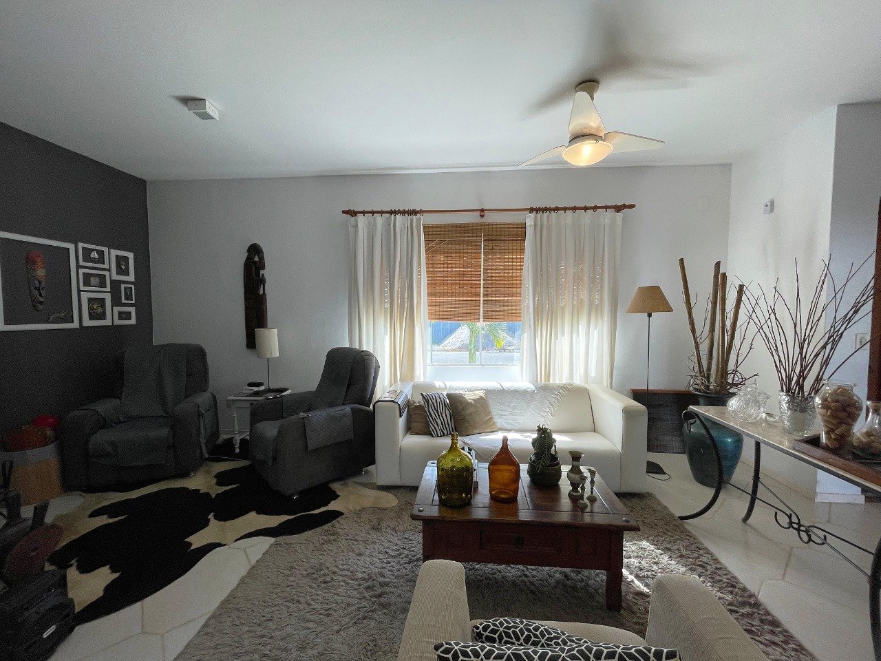 Casa em Condomínio à venda no Cachoeira Do Bom Jesus: 