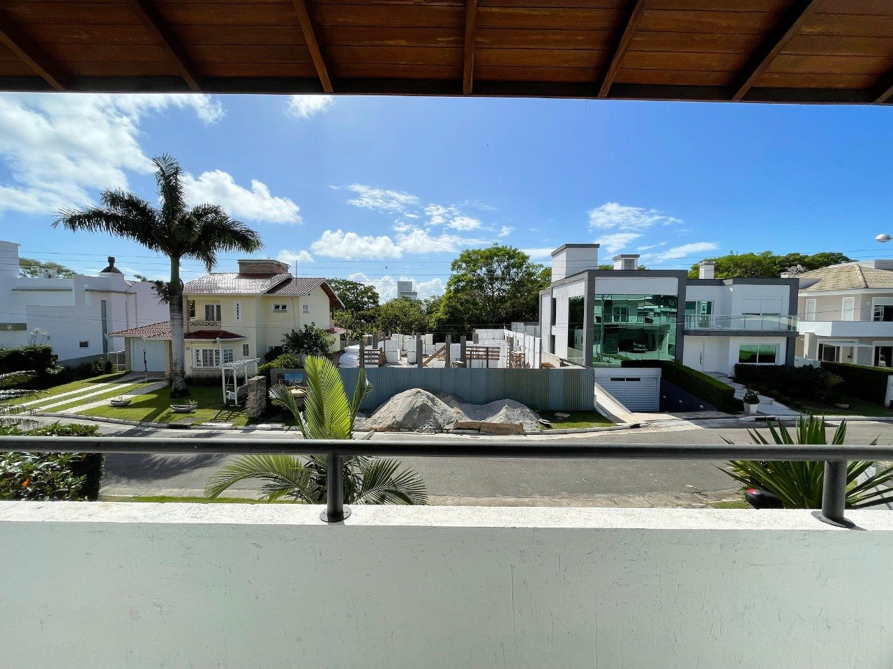 Casa em Condomínio à venda no Cachoeira Do Bom Jesus: 