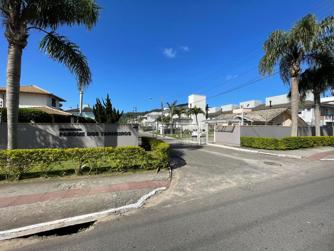 Casa em Condomínio à venda no Cachoeira Do Bom Jesus: 