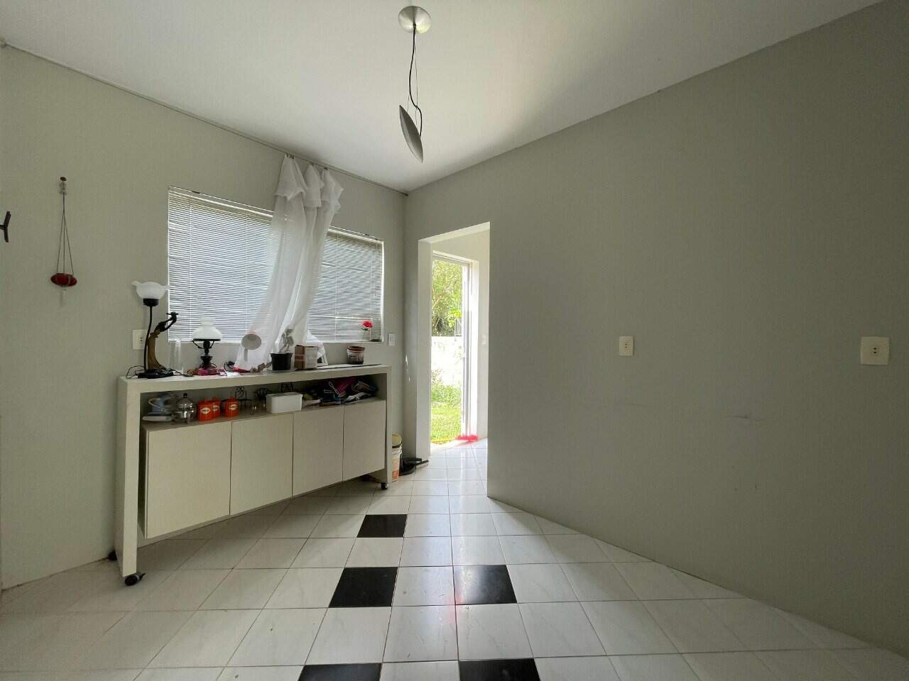 Casa em Condomínio à venda no Cacupe: 