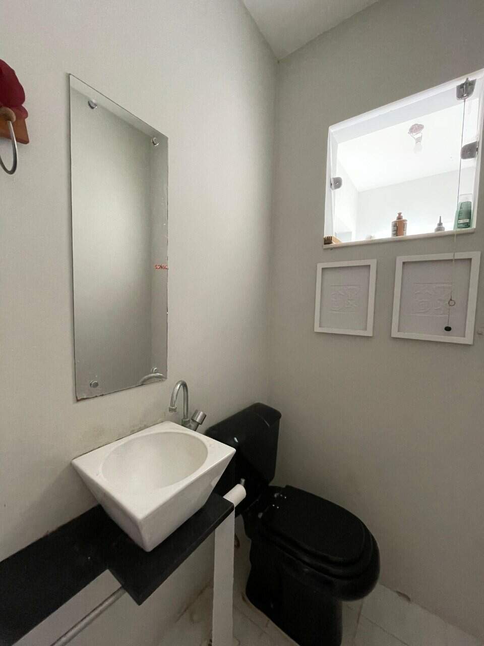 Casa em Condomínio à venda no Cacupe: 