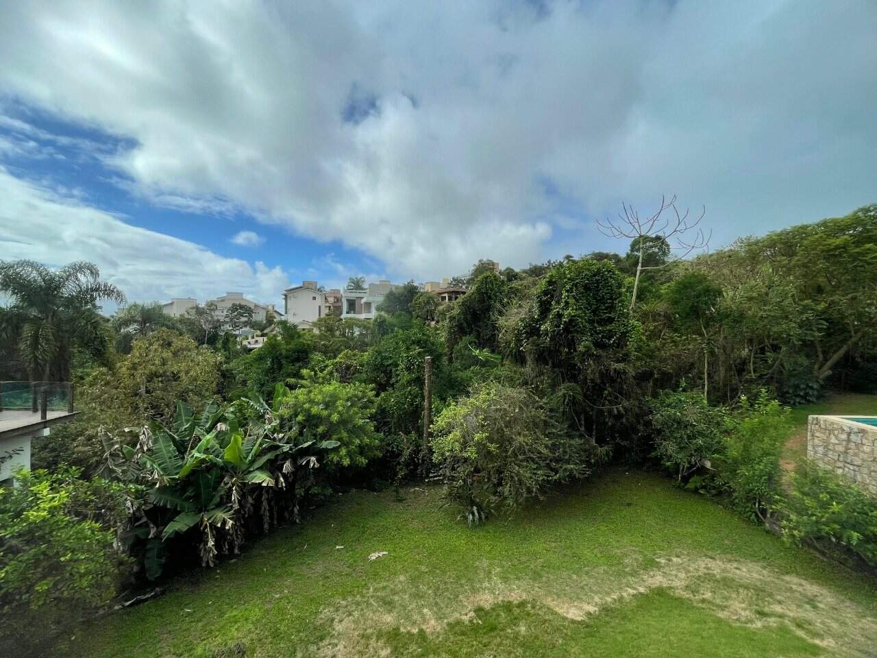 Casa em Condomínio à venda no Cacupe: 
