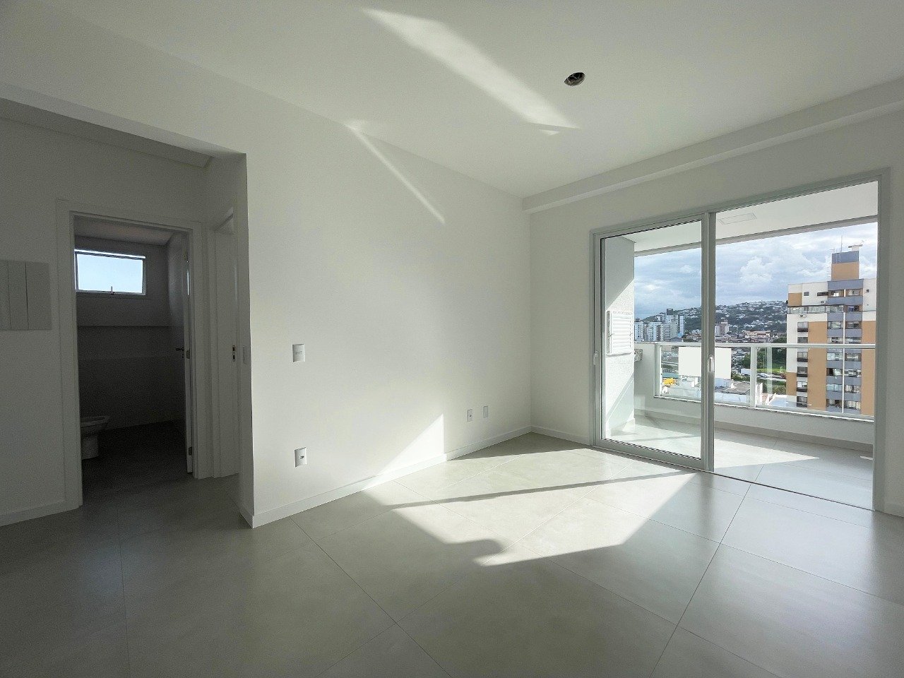 Apartamento à venda no Barreiros: 