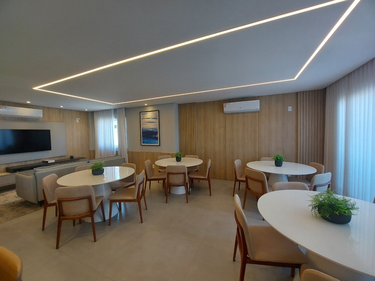 Apartamento à venda no Barreiros: 