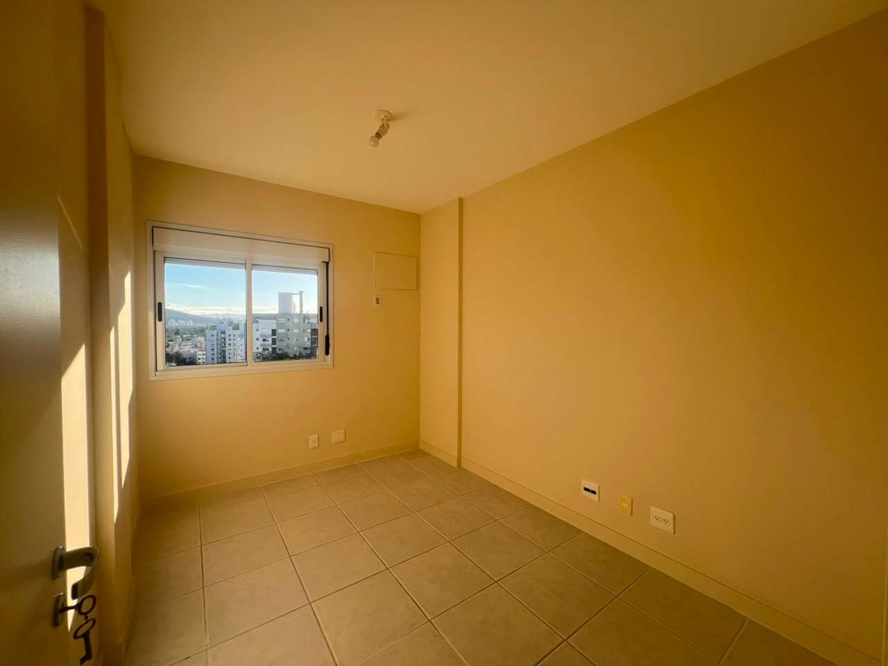 Apartamento para aluguel no Itacorubi: