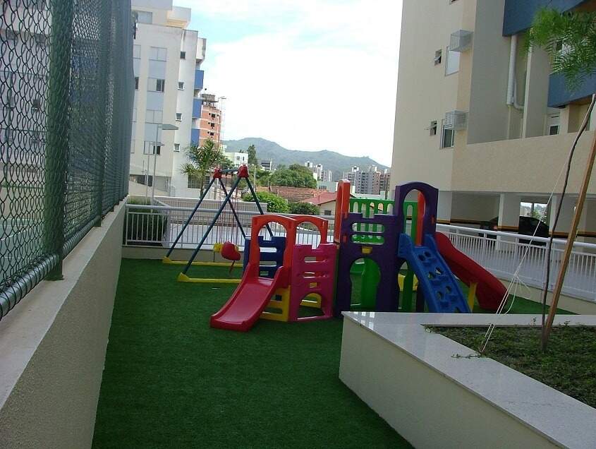 Apartamento para aluguel no Itacorubi: Playground