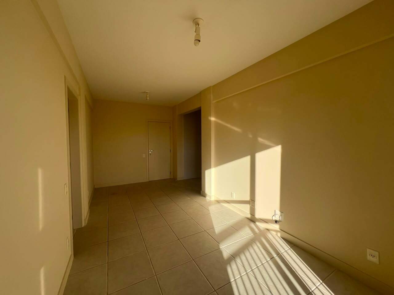 Apartamento para aluguel no Itacorubi: