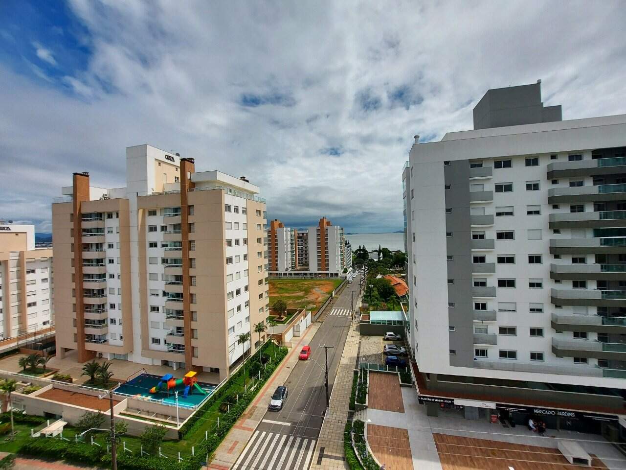 Apartamento à venda no Estreito: