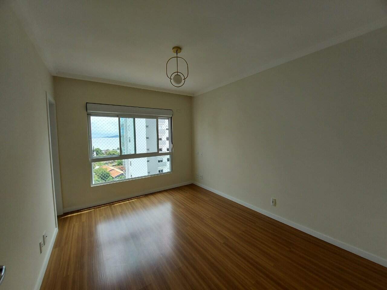 Apartamento à venda no Estreito: