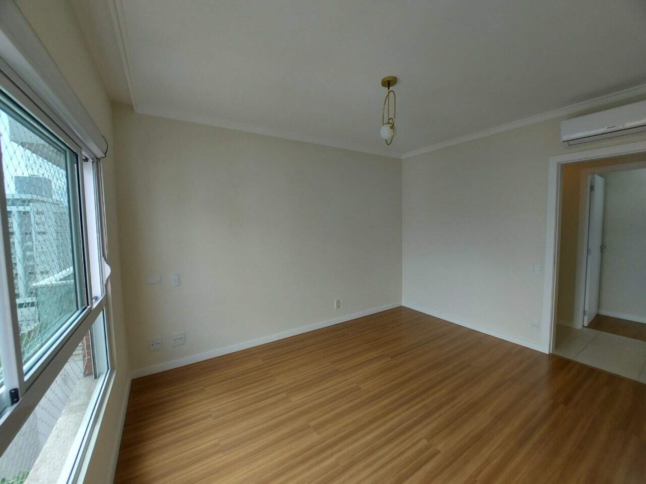 Apartamento à venda no Estreito: