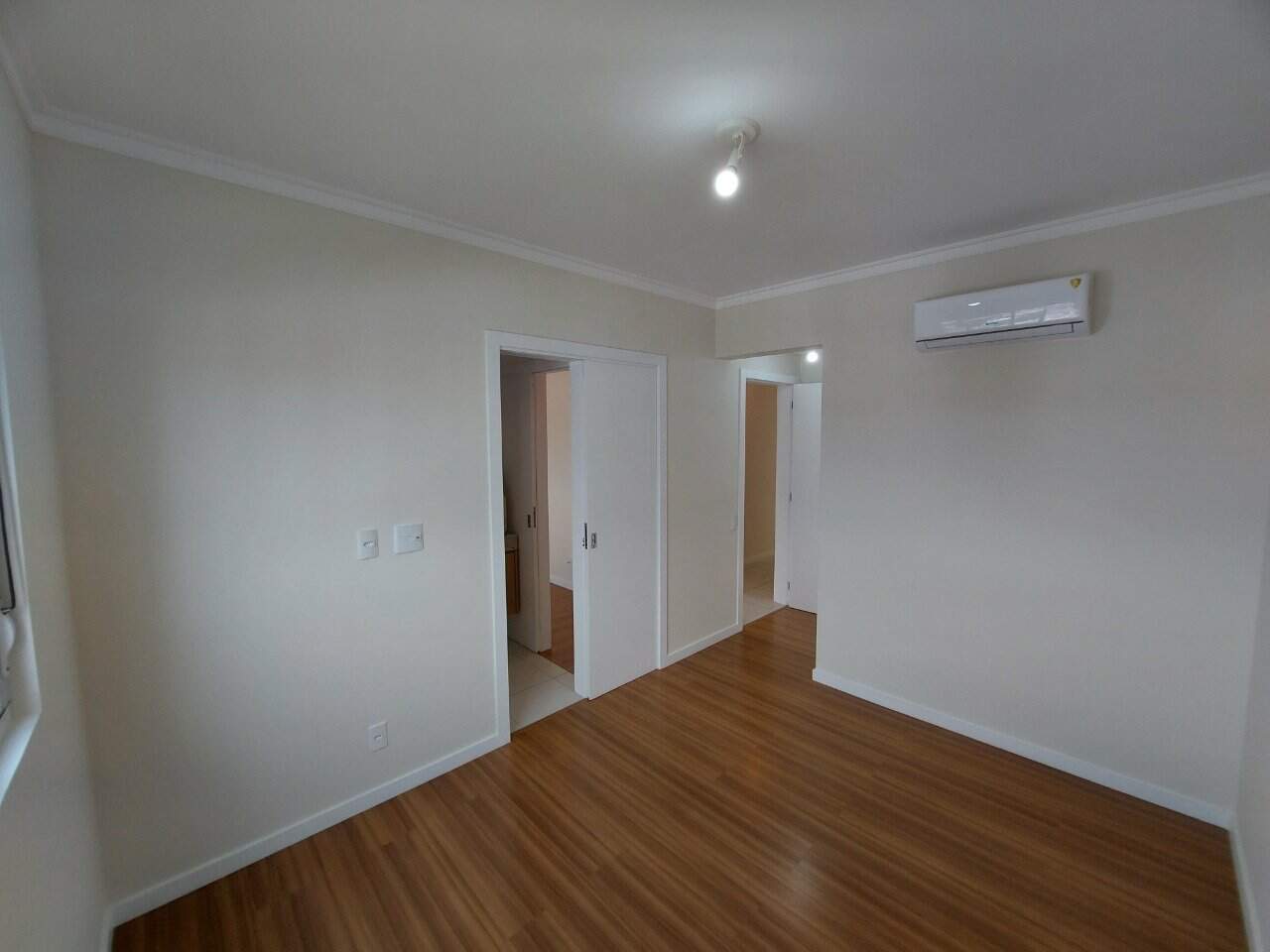 Apartamento à venda no Estreito: