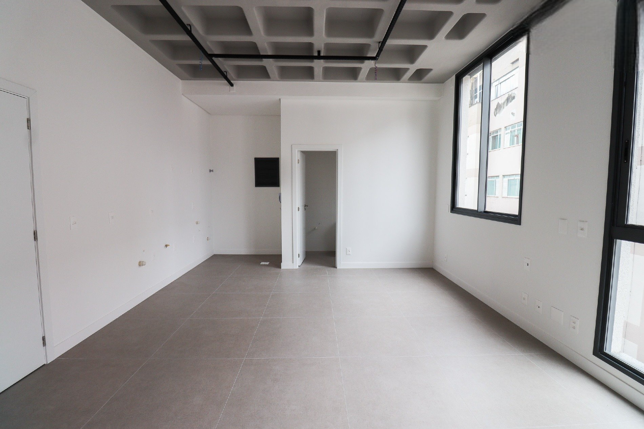 Apartamento à venda no Pantanal: 