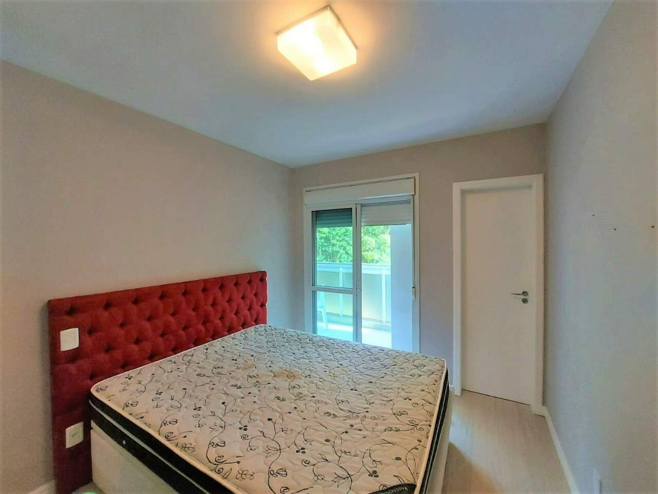 Apartamento para aluguel no Jurere: