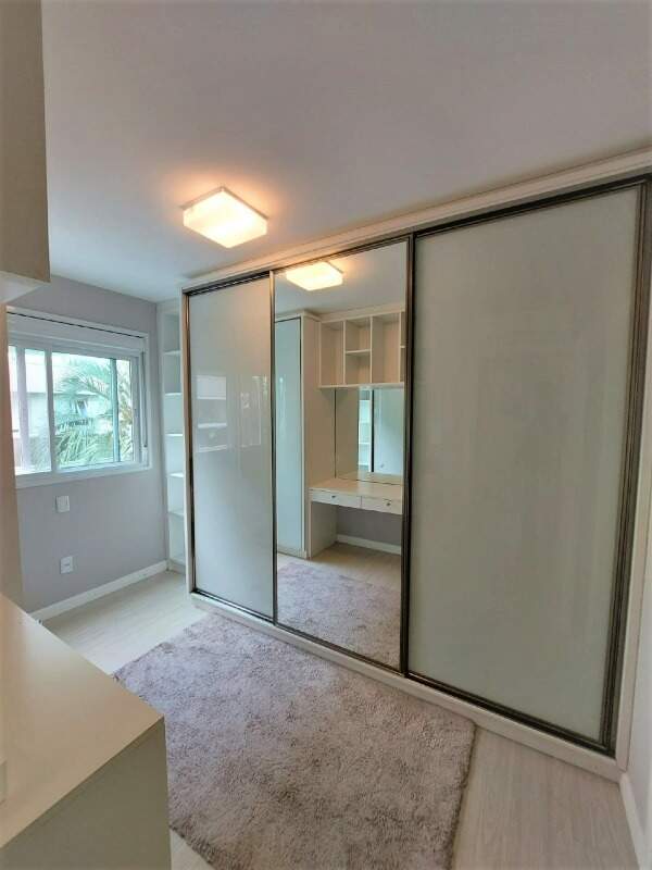 Apartamento para aluguel no Jurere:
