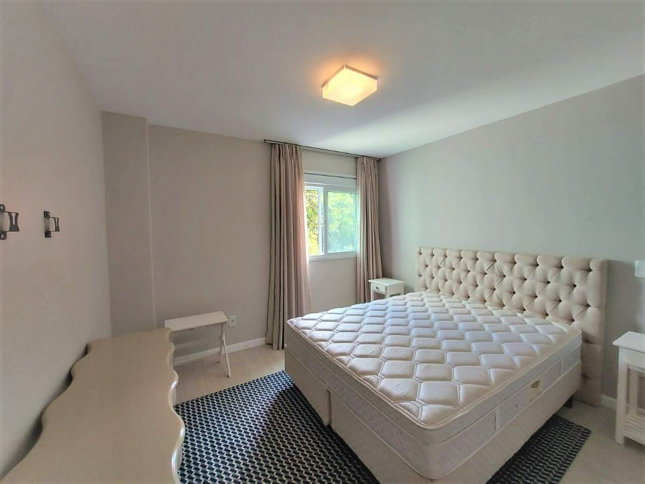 Apartamento para aluguel no Jurere: