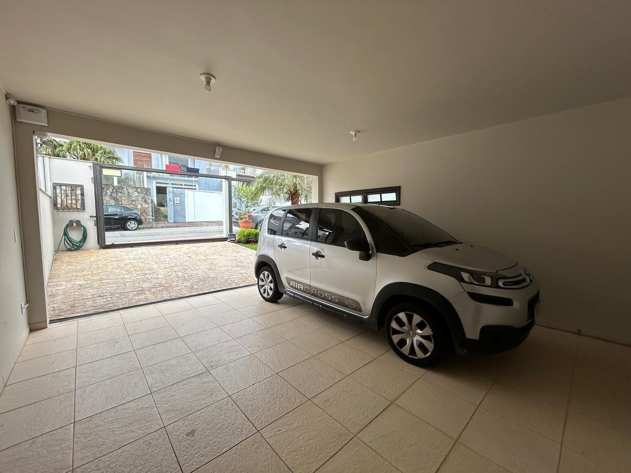 Casa à venda no Corrego Grande: 