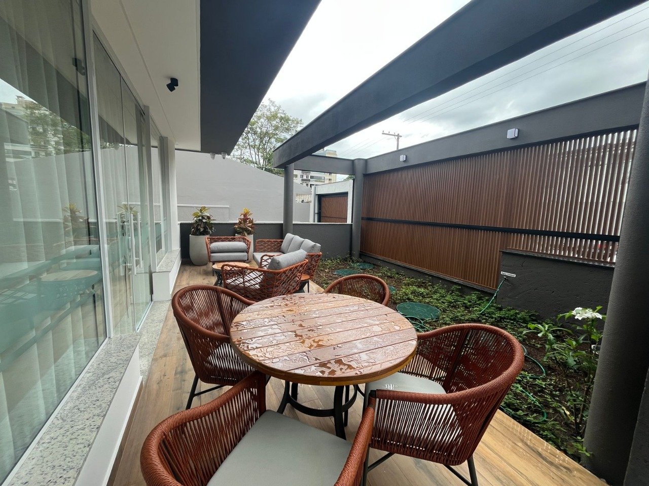 Apartamento à venda no Coqueiros: 