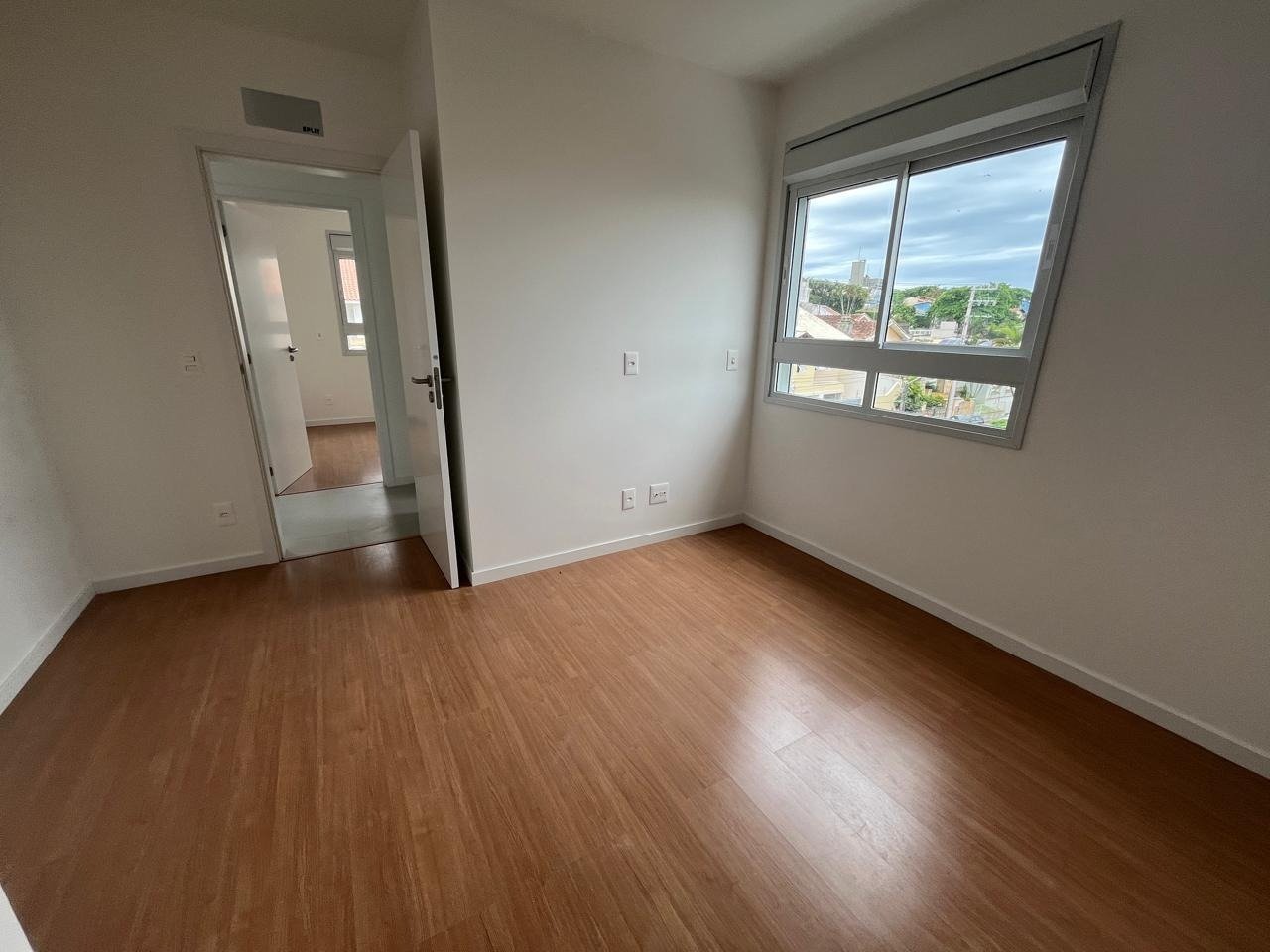 Apartamento à venda no Coqueiros: 