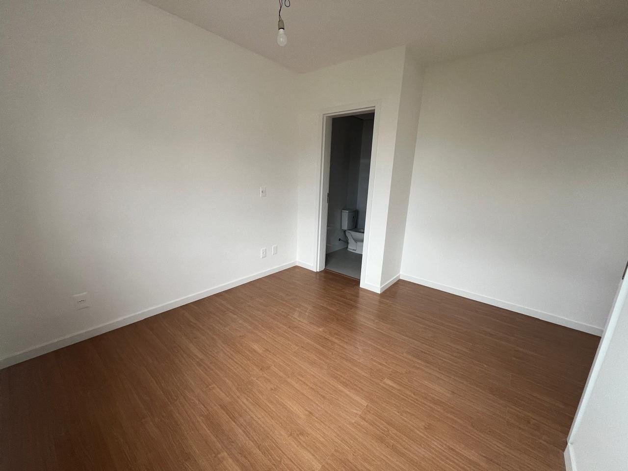 Apartamento à venda no Coqueiros: 