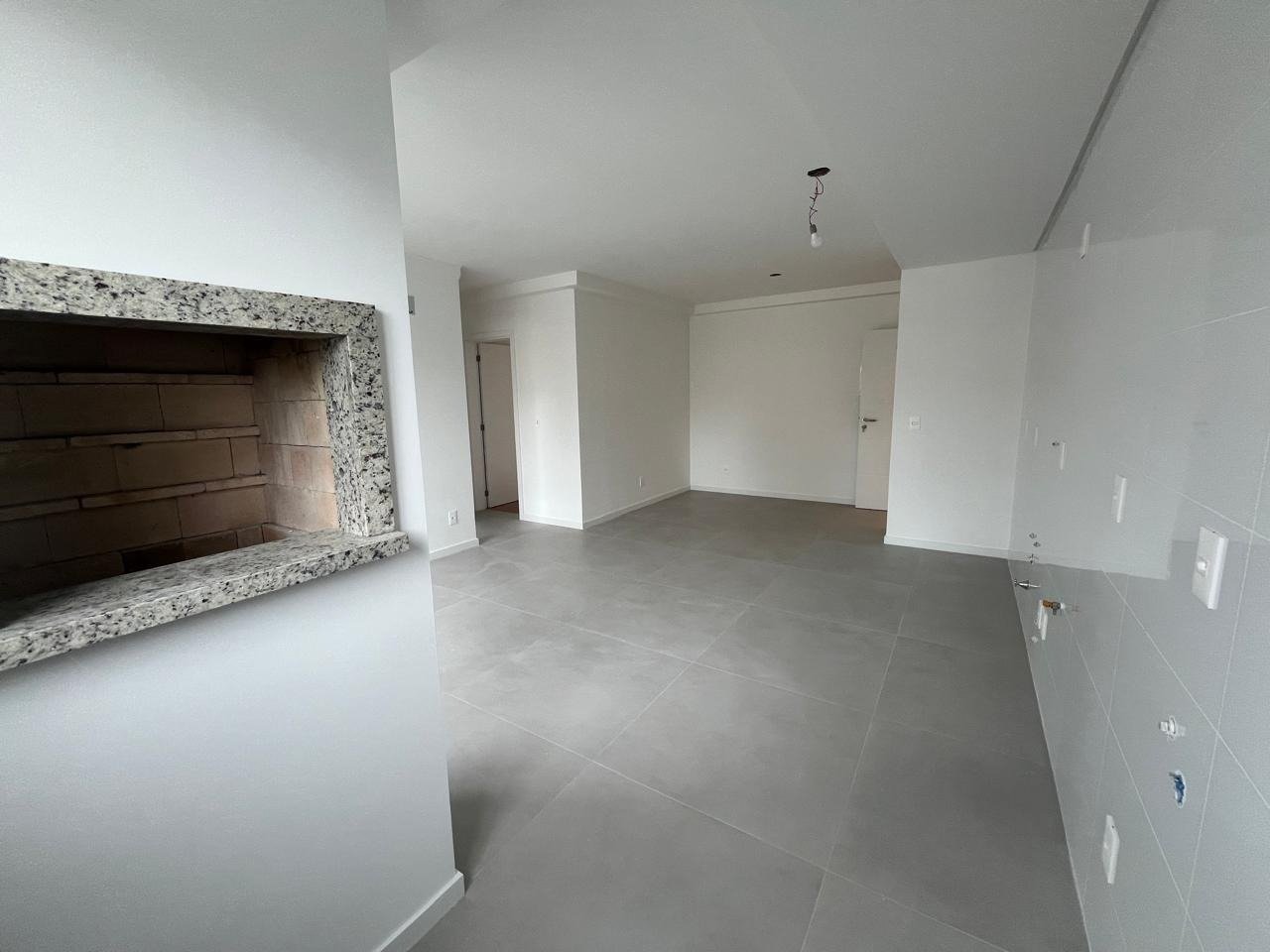 Apartamento à venda no Coqueiros: 