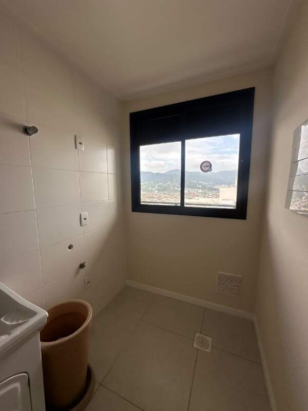 Apartamento para aluguel no Itacorubi:
