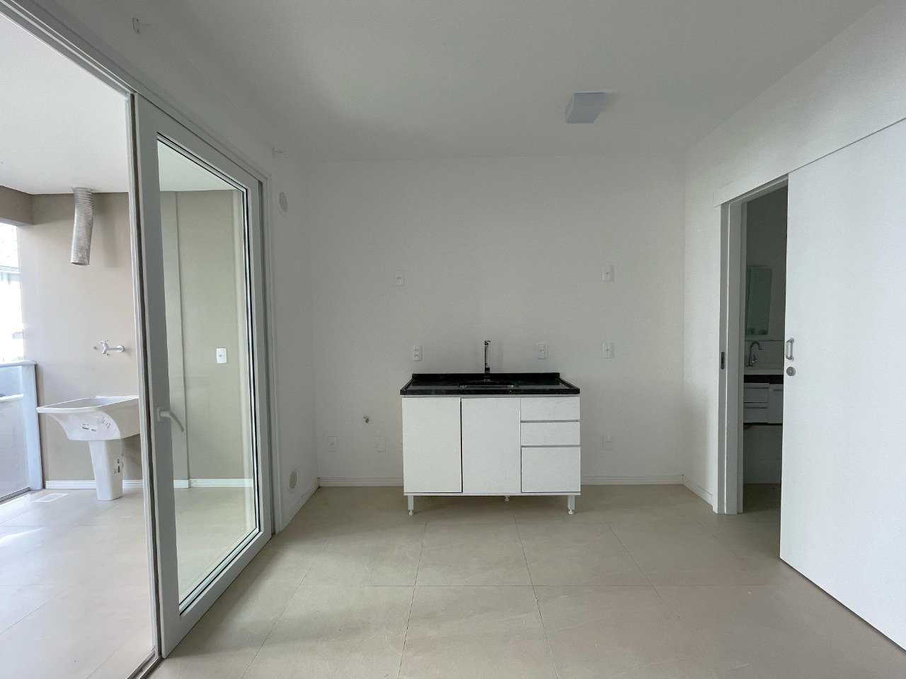 Apartamento à venda no Cachoeira Do Bom Jesus: 