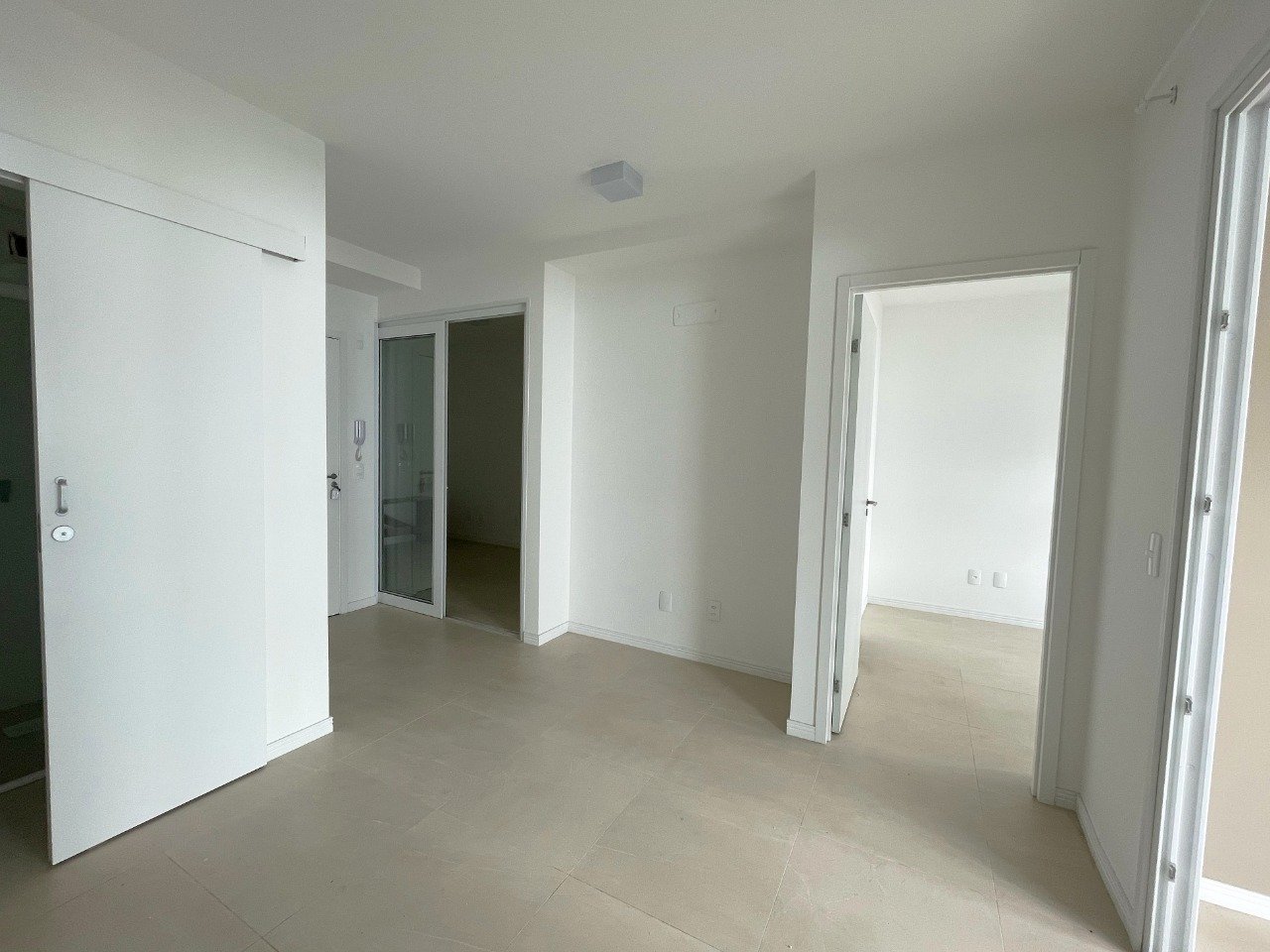 Apartamento à venda no Cachoeira Do Bom Jesus: 