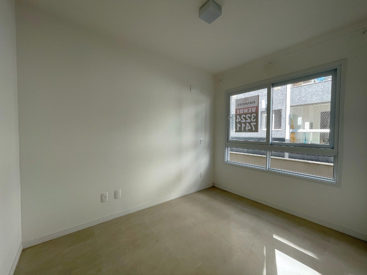 Apartamento à venda no Cachoeira Do Bom Jesus: 