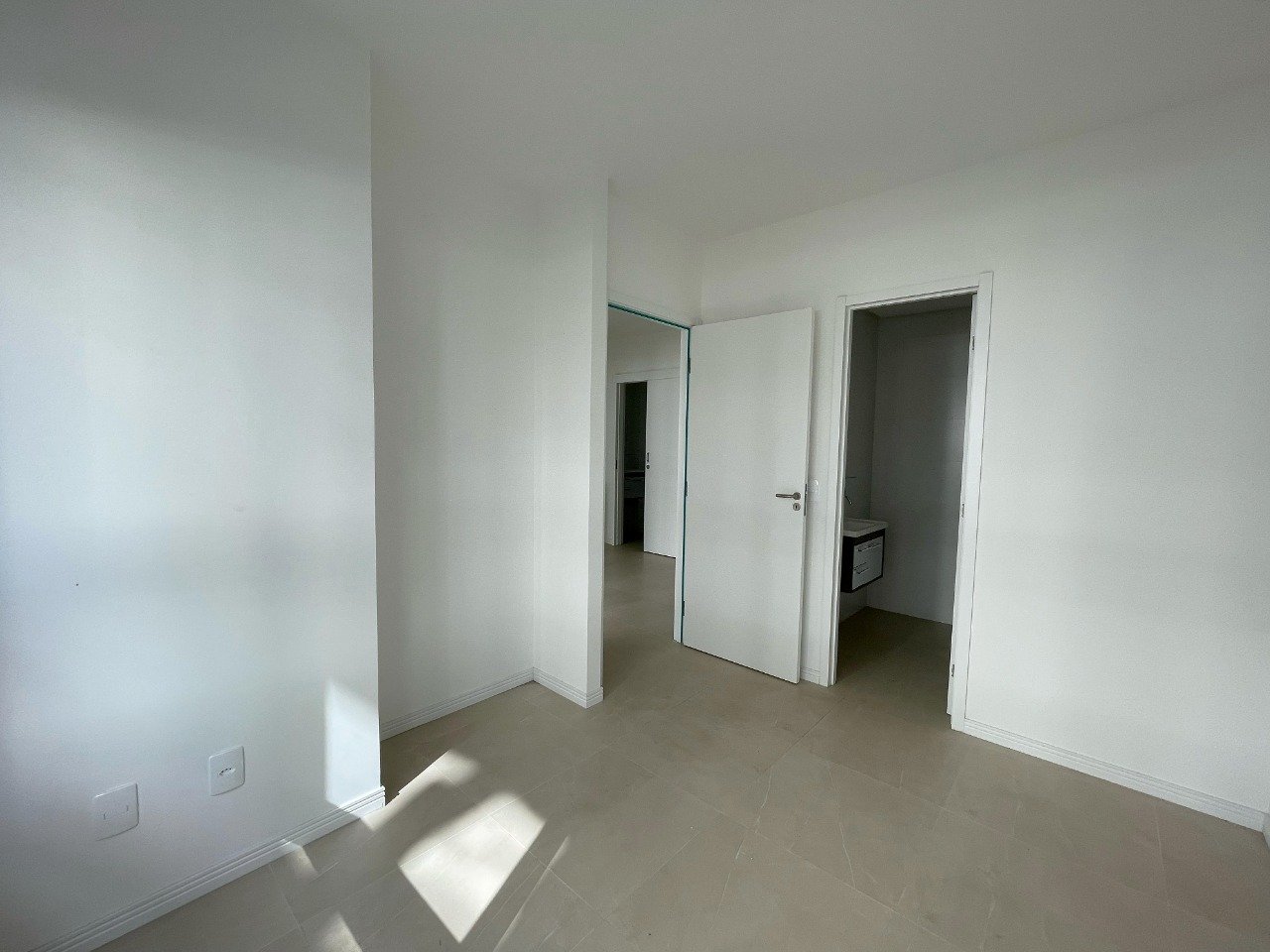 Apartamento à venda no Cachoeira Do Bom Jesus: 