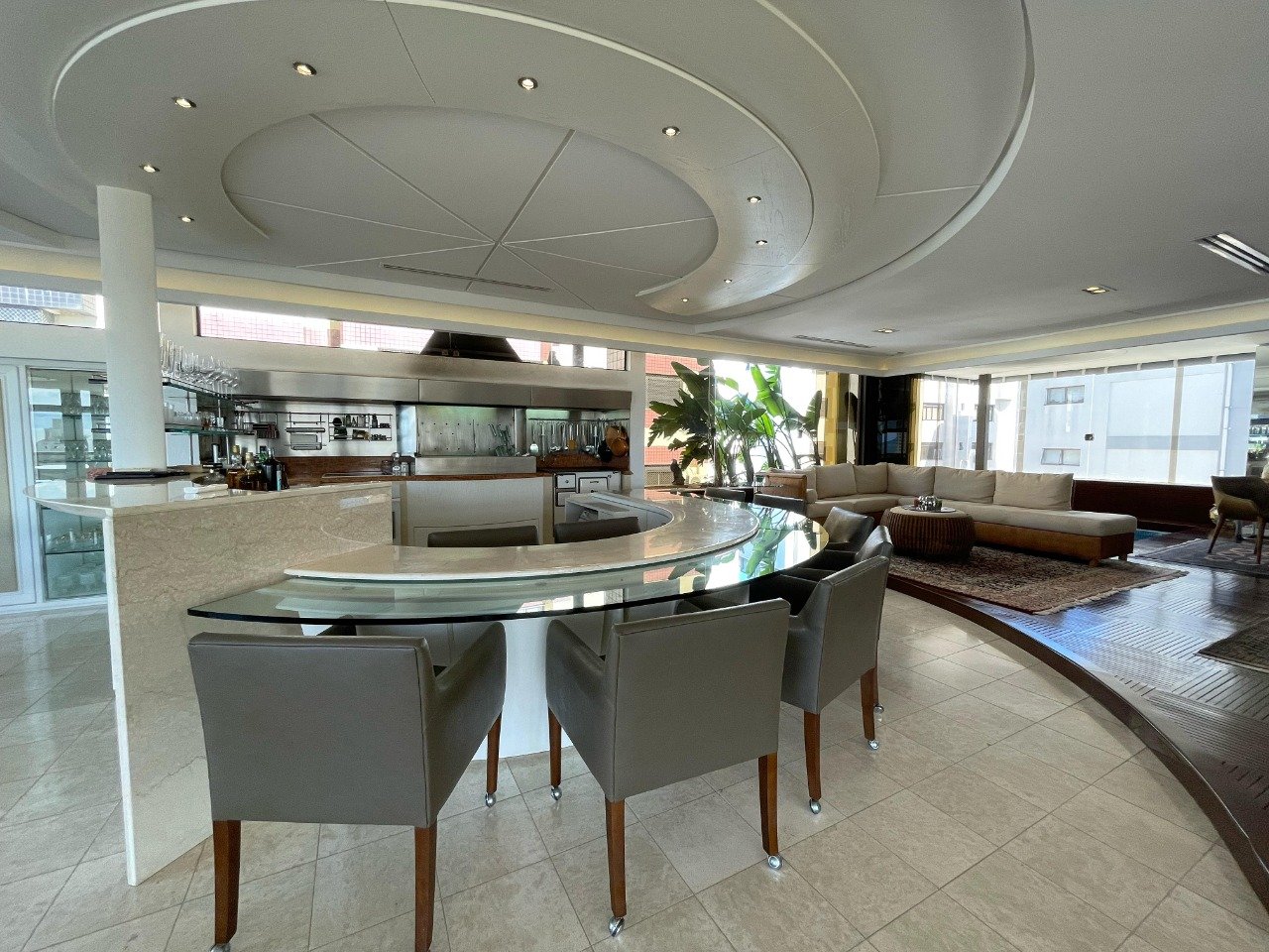 Cobertura duplex à venda no Centro: 