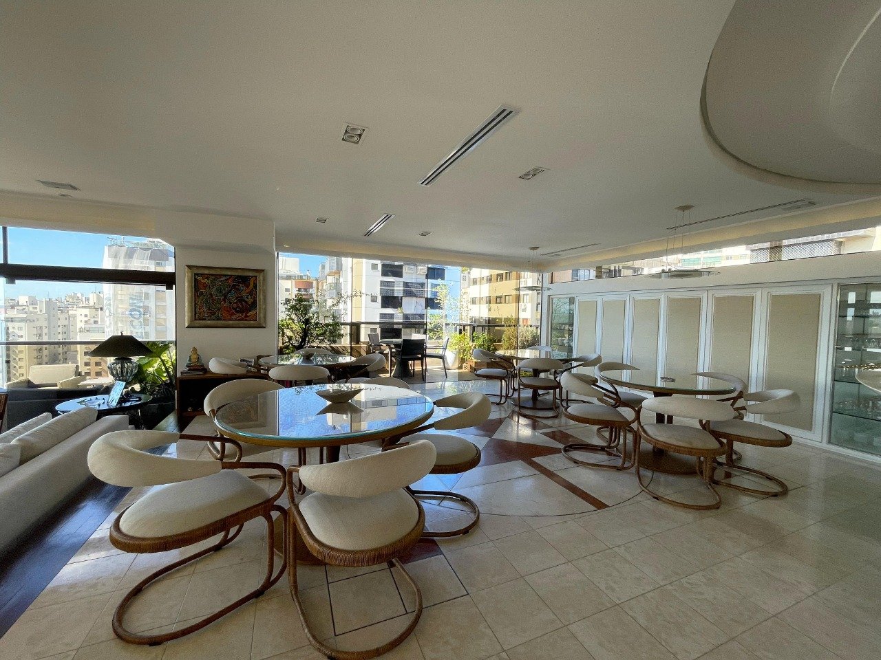 Cobertura duplex à venda no Centro: 