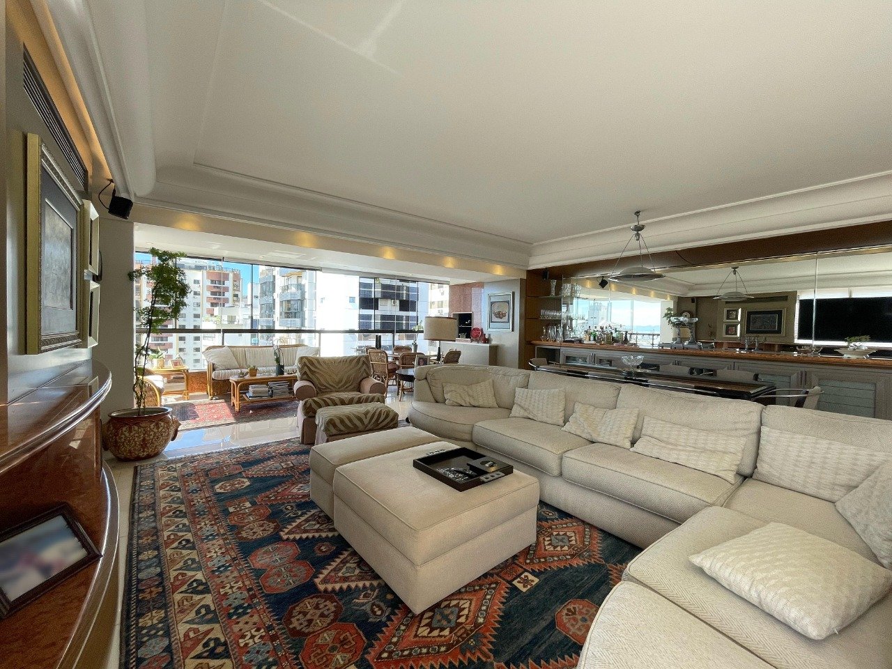 Cobertura duplex à venda no Centro: 