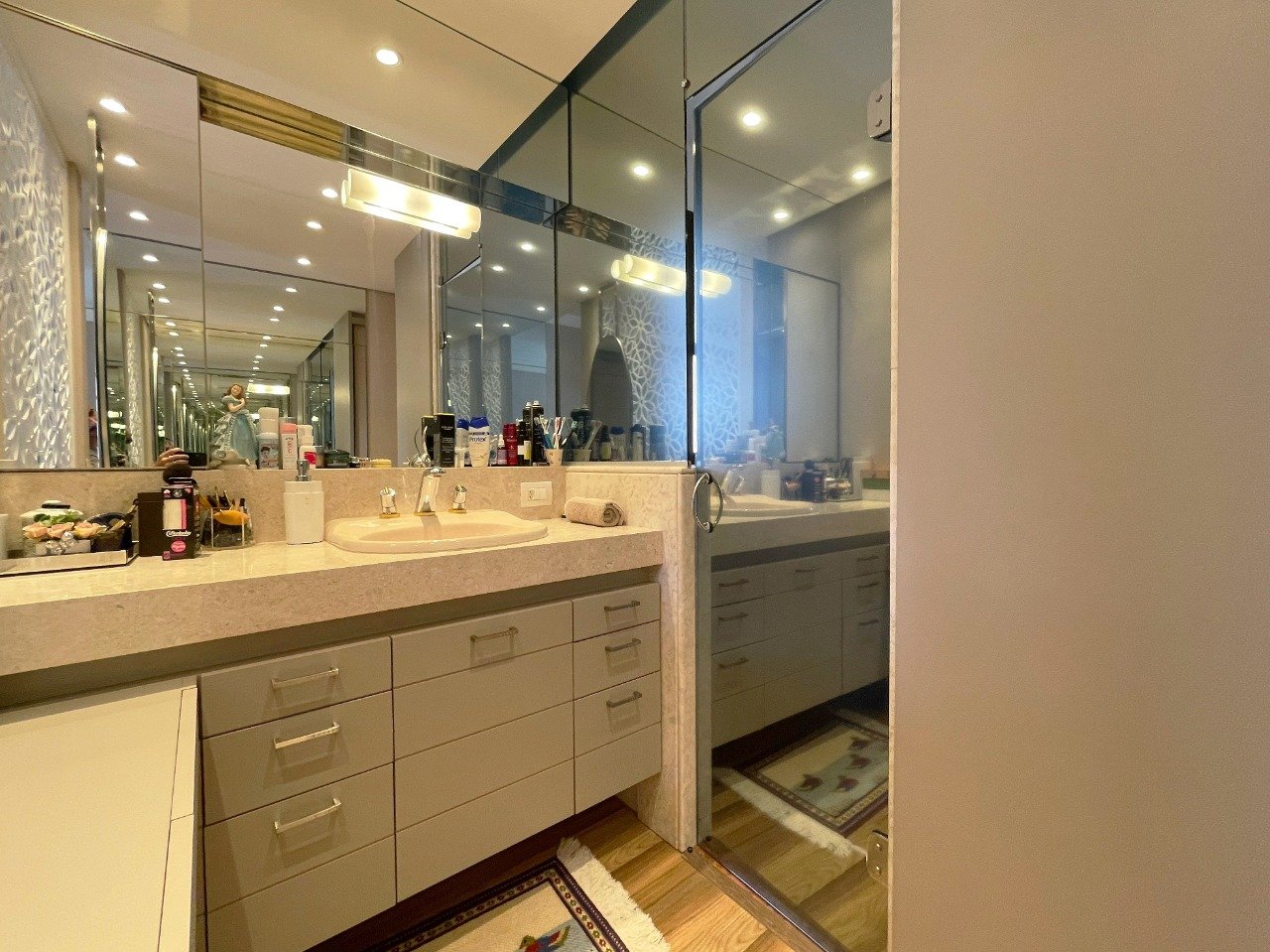 Cobertura duplex à venda no Centro: 