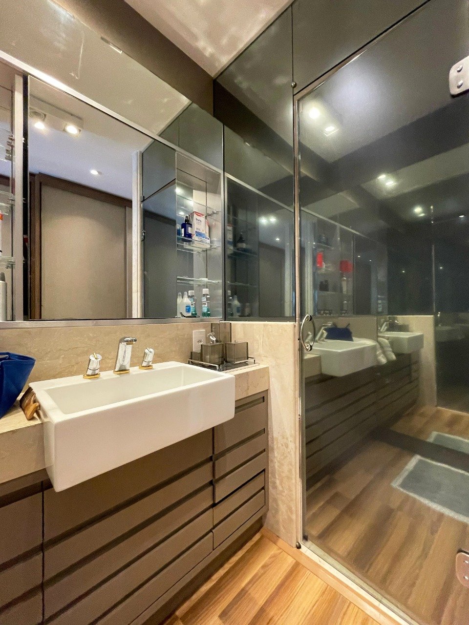 Cobertura duplex à venda no Centro: 