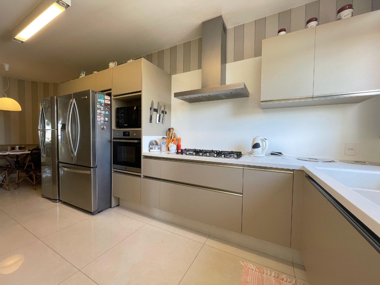 Cobertura duplex à venda no Centro: 