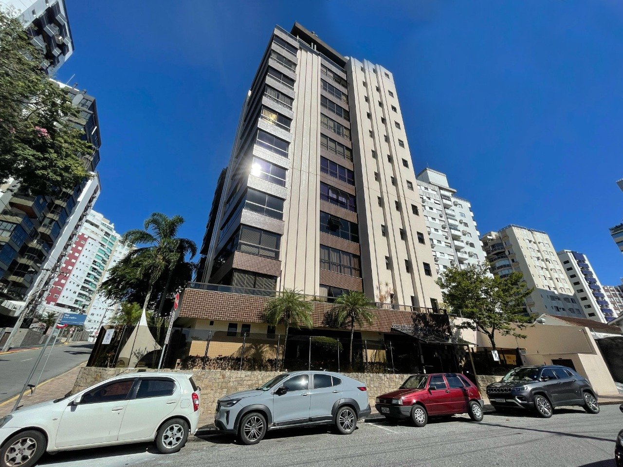 Cobertura duplex à venda no Centro: 